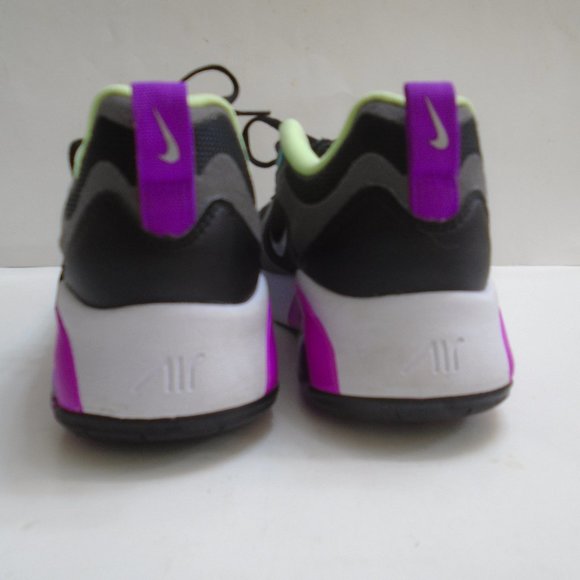 Nike Air Max 200 Thunder Grey AT5626 - 004 size 5Y Uni - sex Youth Sneakers - Picture 3 of 6